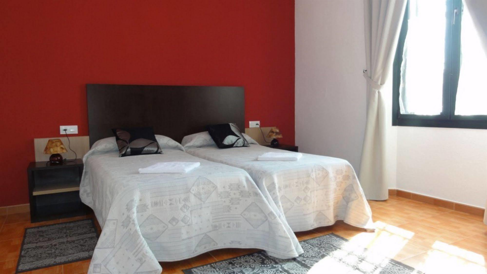 Aparthotel Can Gallart Santa Coloma De Farners Luaran gambar